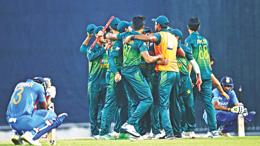 Pakistan Emerging team.jpg