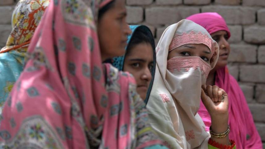 Pakistani-Women.jpg