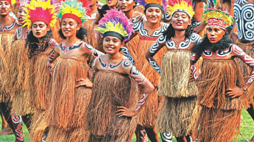 Papuan dancers.jpg