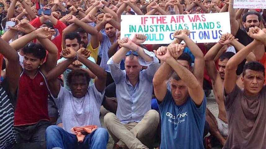 png refugee.jpg