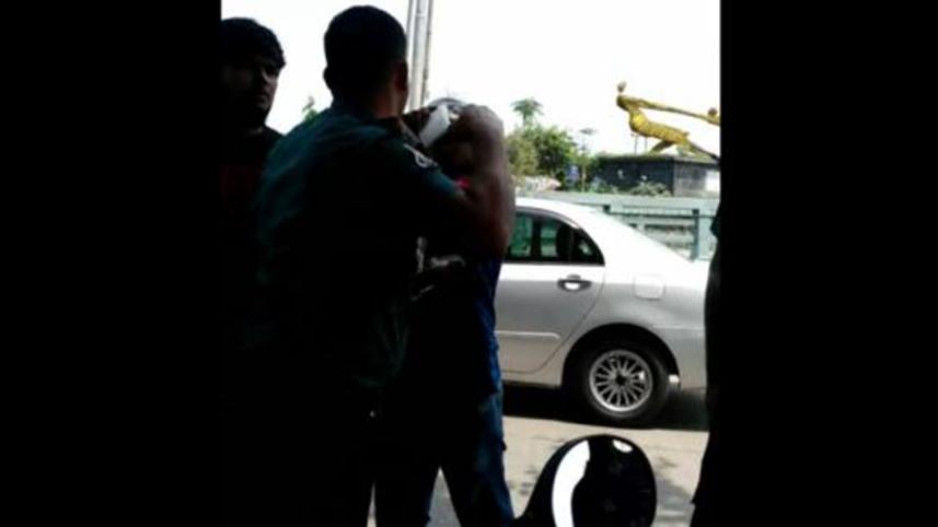 Pathao rider assaulting video