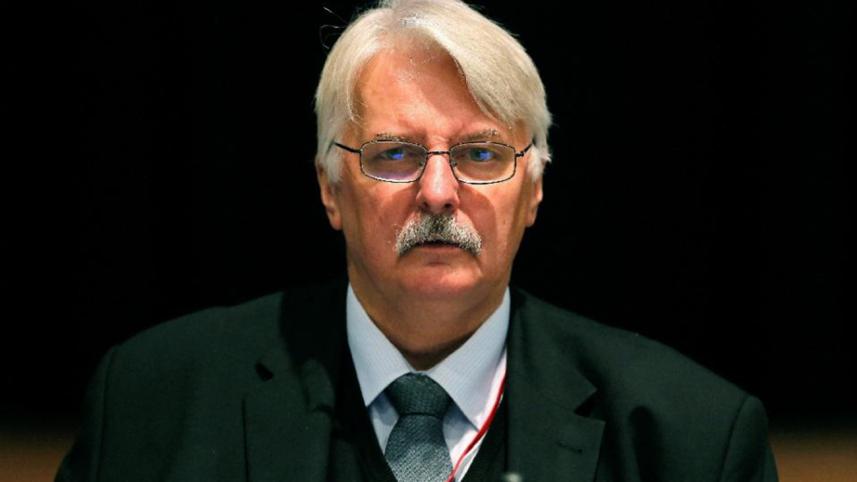 Polish minister-wb.jpg