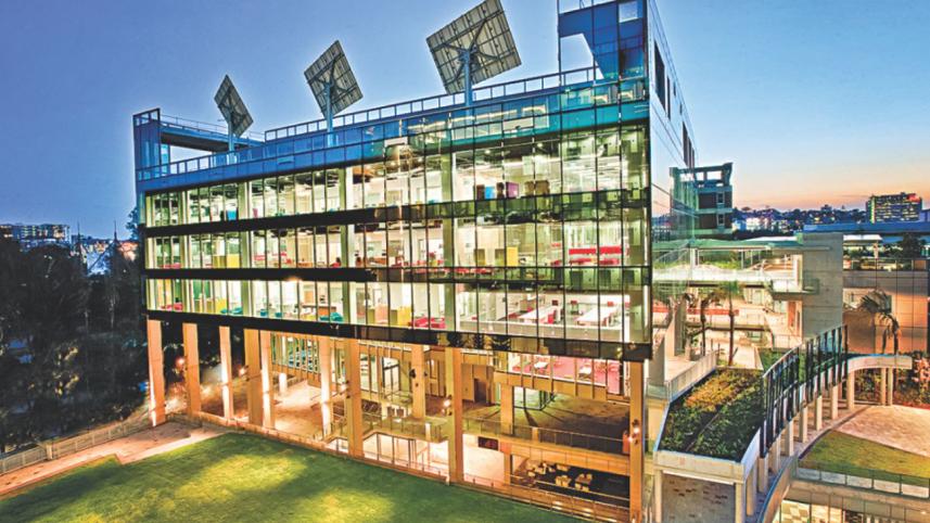 Queensland University of Technology (QUT)