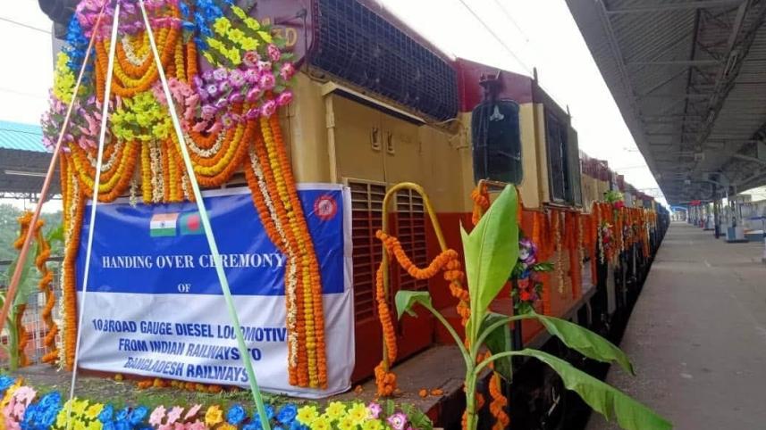 Railway 10 locomotives.jpg