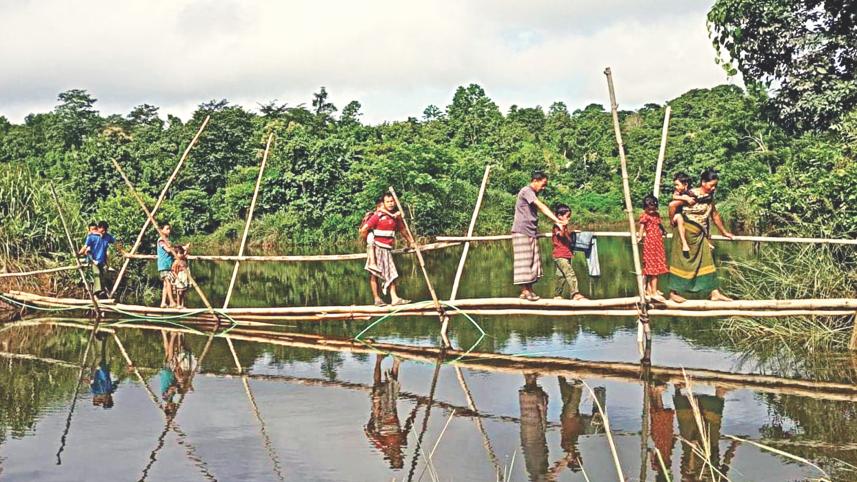 rickety bamboo bridge.jpg