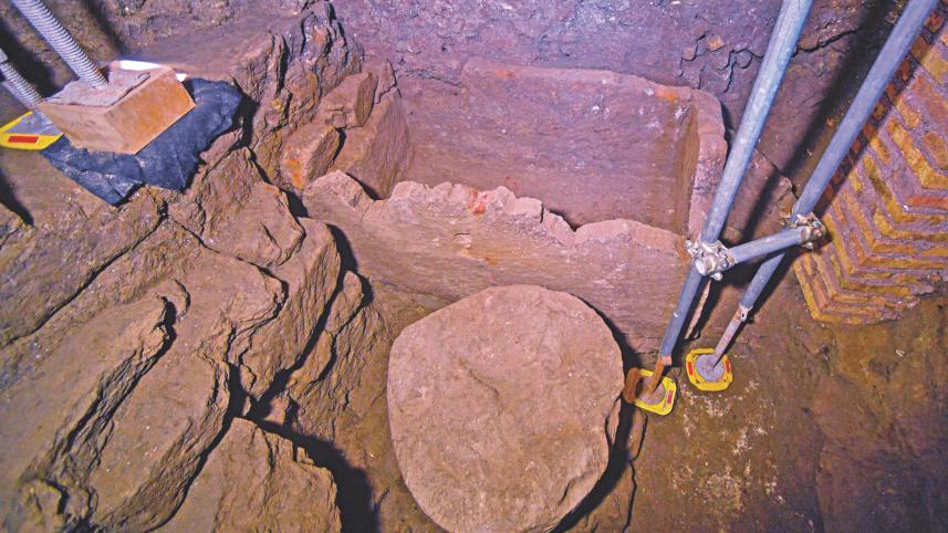 rome founder tomb.jpg