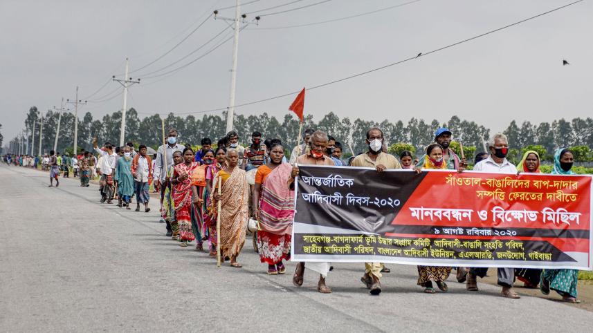 Santals-human-chain-gaibandha.jpg