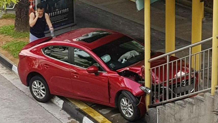 Singapore car crash