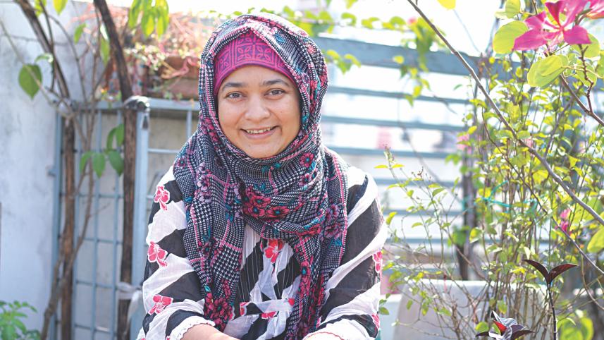 Six indomitable women 1.jpg