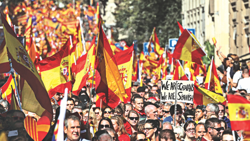 Spanish and Catalan flags 1.jpg