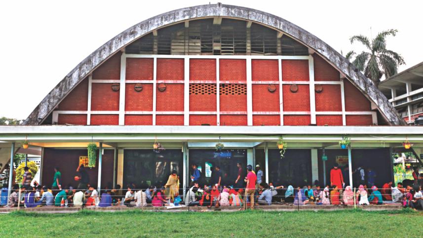 students organise iftar 3.jpg