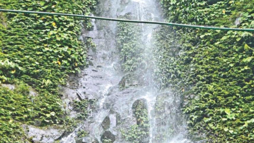 sylhet waterfalls 1.jpg