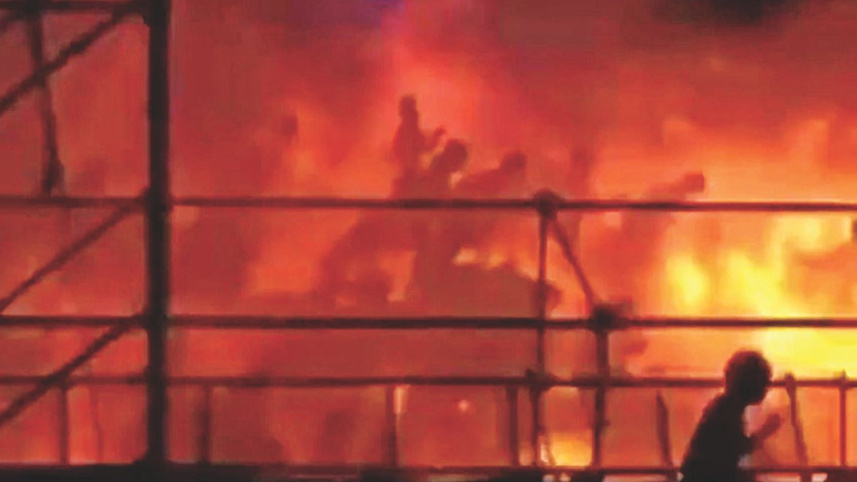 Taiwan-fire.jpg