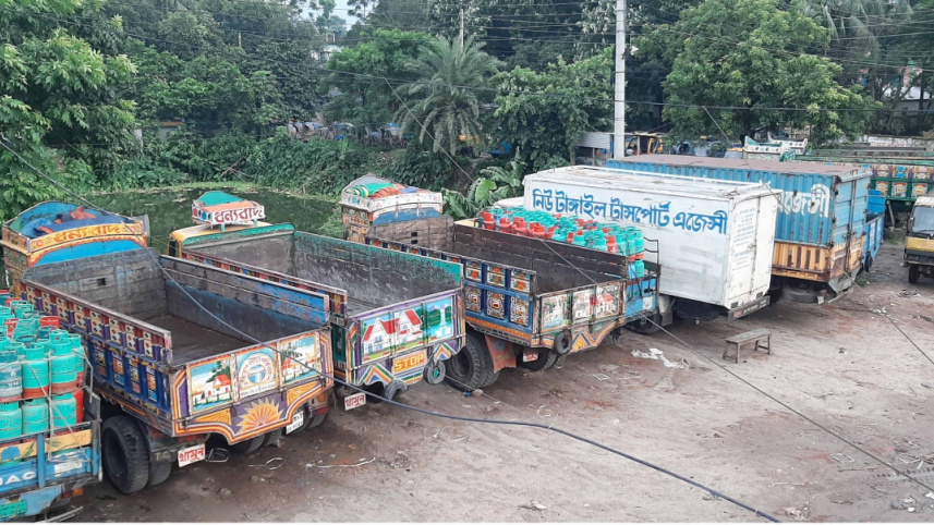 Tangail Truck Terminal 1.jpg