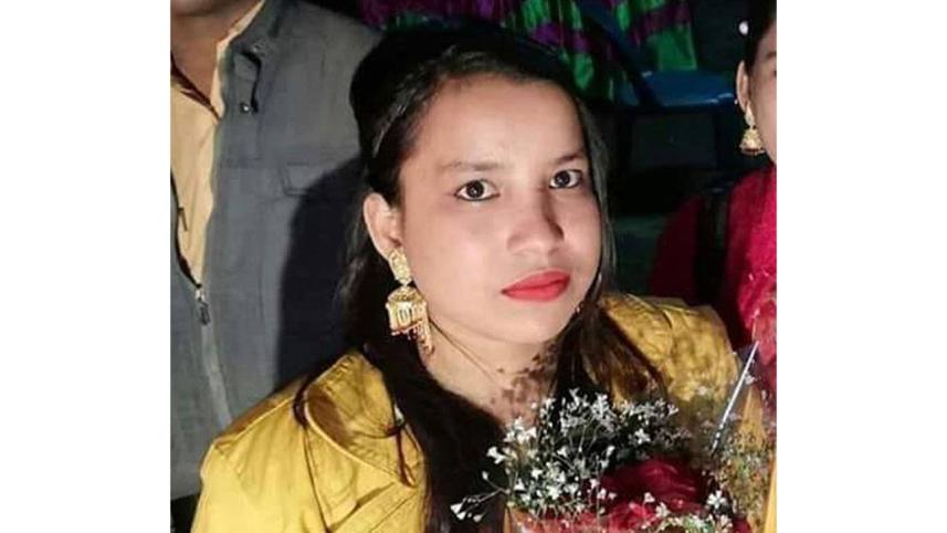 Thakurgaon nurse-wb.jpg