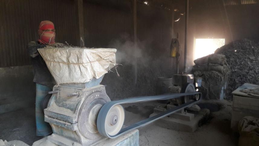 tobacco dust factory.jpg