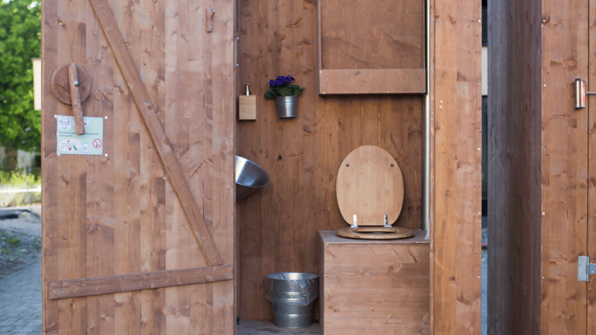 Greenport toilet in Kreuzlingen, Switzerland. PHOTO: Andrea Fessler