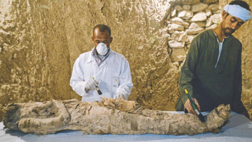 tomb.jpg