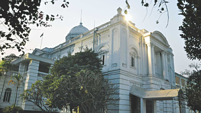 Trial of international crimes