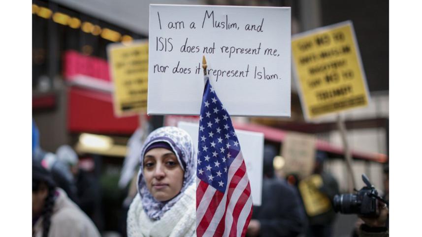 US-Muslims-1WB.jpg