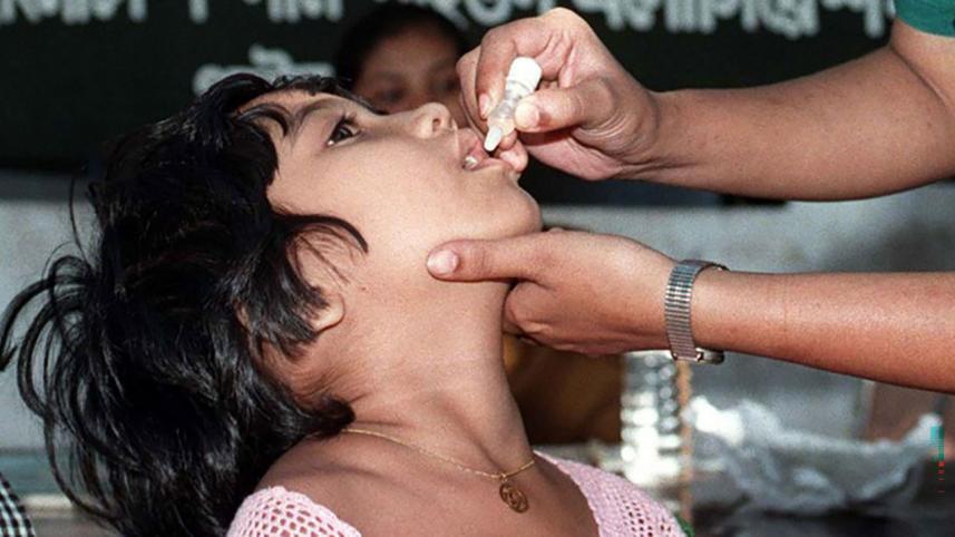 Vaccination-afp-000_SAHK971207142840.jpg