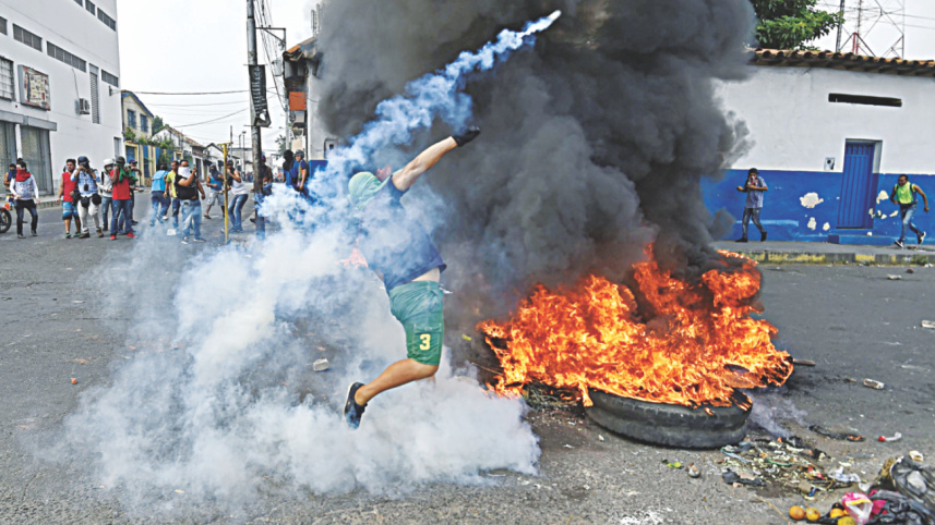 Venezuelan security forces.jpg