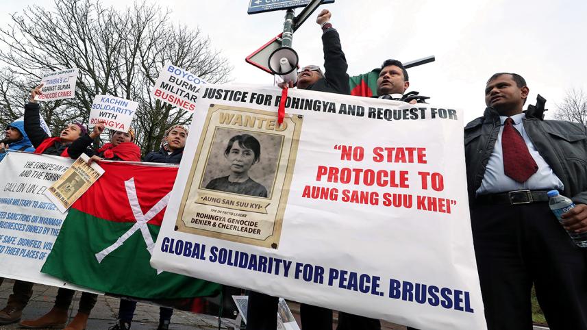 People demonstrate against Myanmar's leader Aung San Suu Kyi 