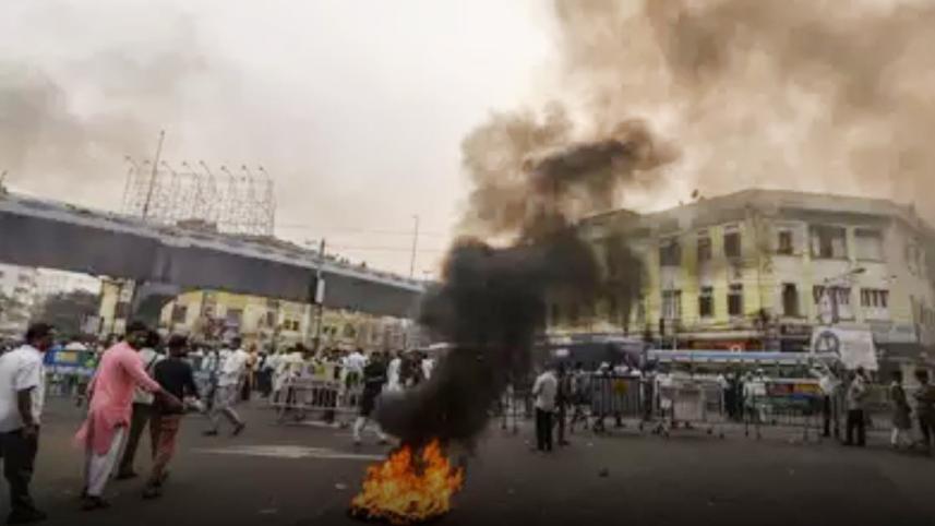 Violence erupts in West Bengal