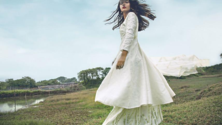 White Elegance at klubhaus