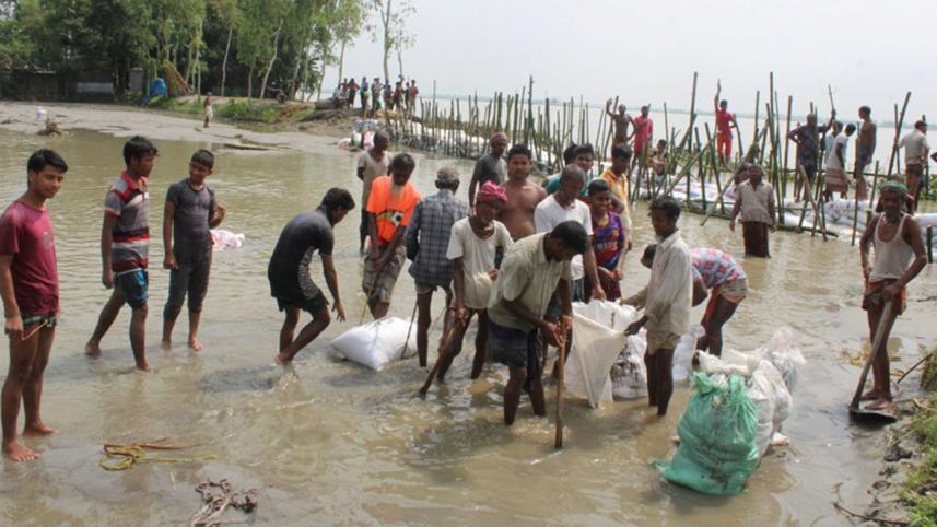 work voluntarily Teesta.jpg