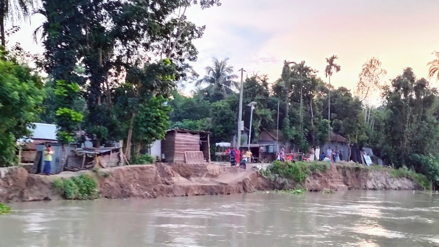 manikganj_erosion_kusherchar-2.jpg