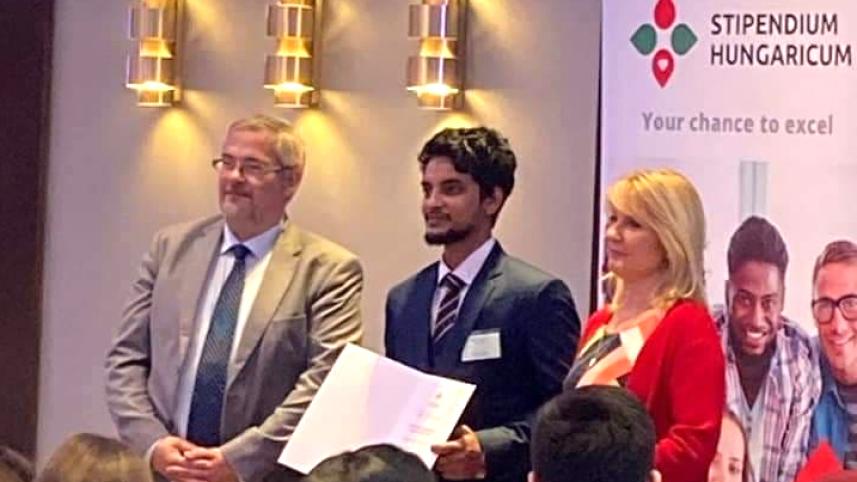 3_bangladeshi_students_win_excellence_award_in_hungary_3.jpg