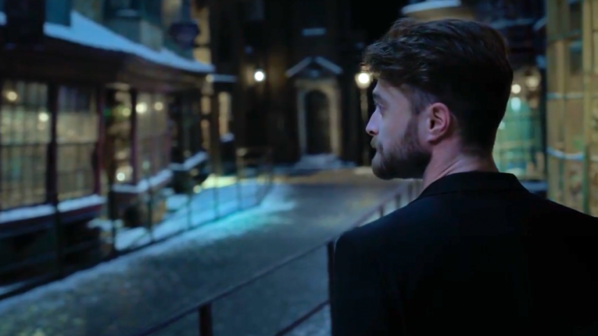 harry-potter-20th-anniversary-special-radcliffe-diagon-alley.png