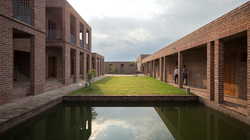 rainwater-harvesting hospital