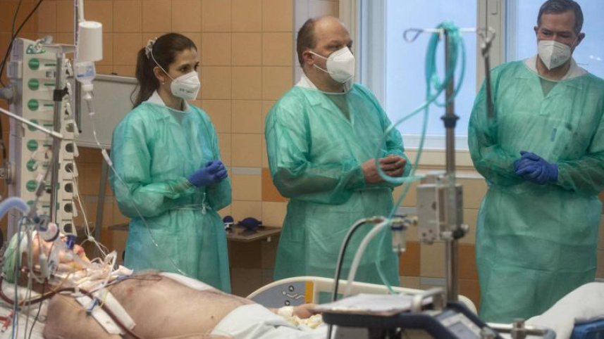czech-health-virus-hospital-213504.jpg