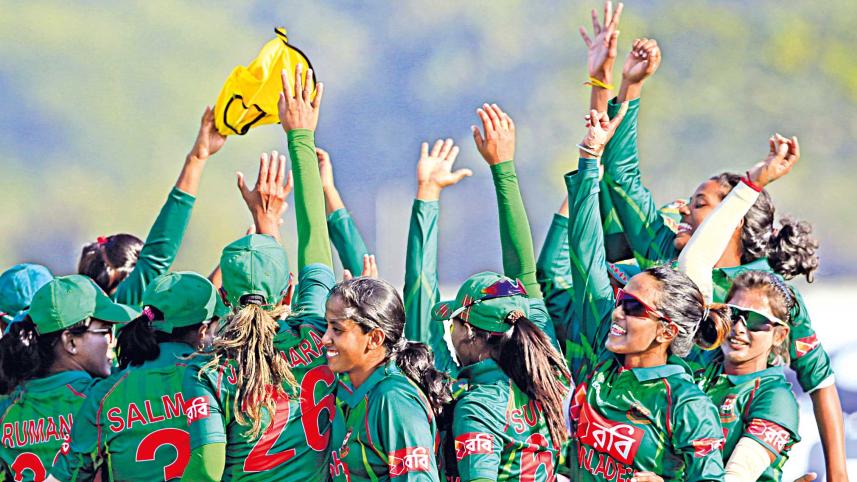 bangladesh-women-cricket-team.jpg