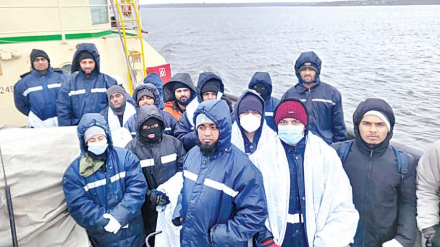 28 Crew Members of Banglar Samriddhi Reach Dhaka