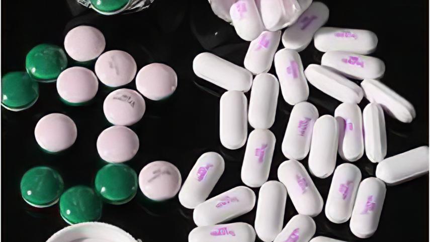 Carrying essential medicine to Saudi Arabia during Hajj.jpg