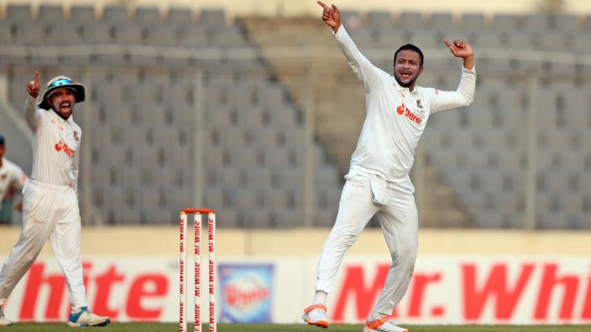 shakib_celebrates.jpg