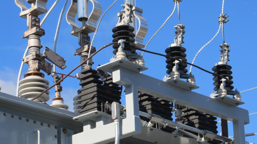 when there is a high demand for electricity, a few isolated grid failures can set off a chain reaction that leaves millions of people without power.