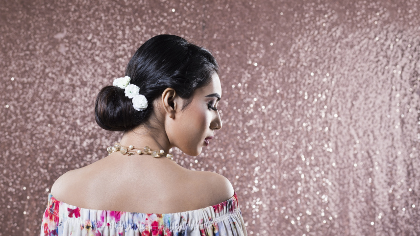 How to give yourself an instant facelift with makeup