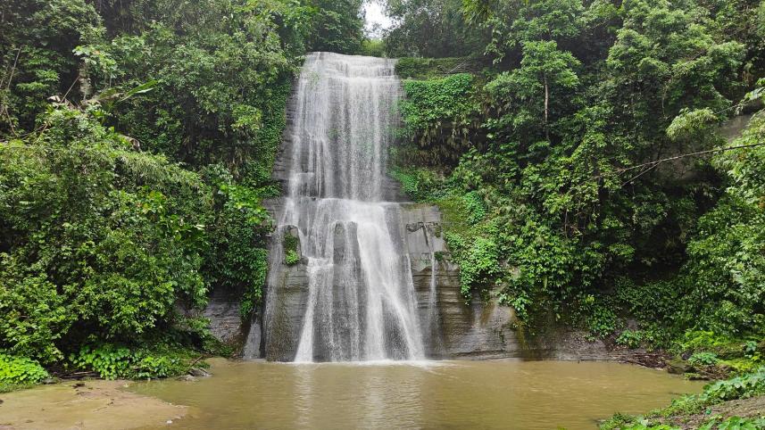 Top 5 places to visit in Sreemangal