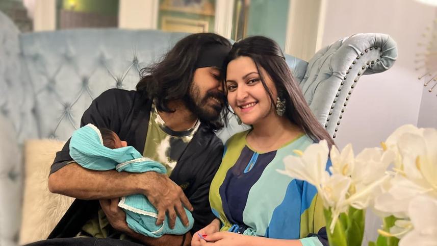 Pori Moni and Razz Divorce