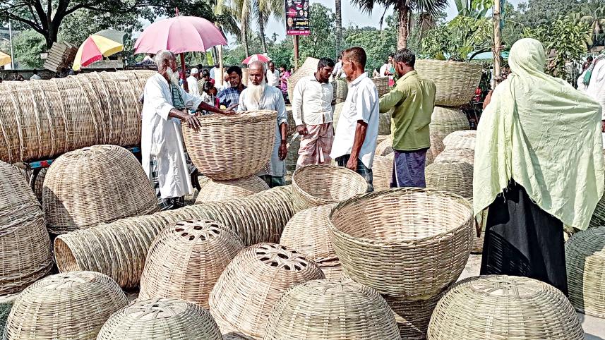 Bamboo craftsmen