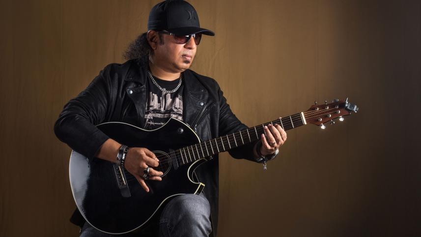 Exhibition of Ayub Bachchu’s guitar collection held in Chattogram
