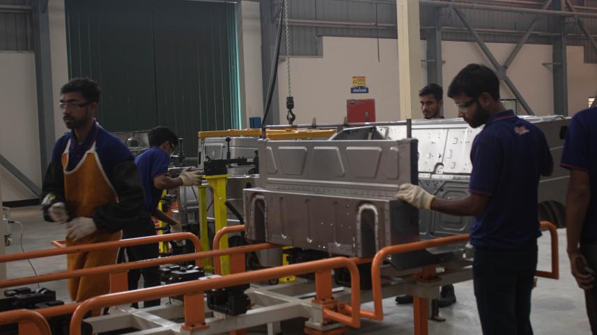Runner factory CNG making part