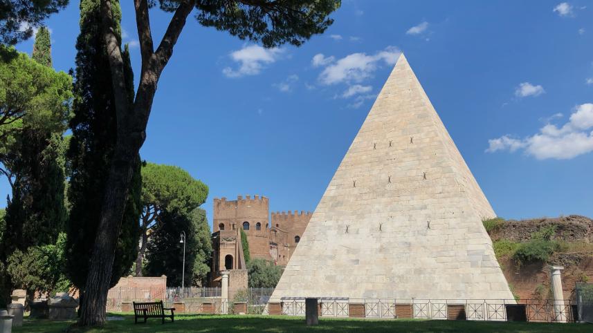 pyramid of cestius 5 amazing pyramids you should visit around the world