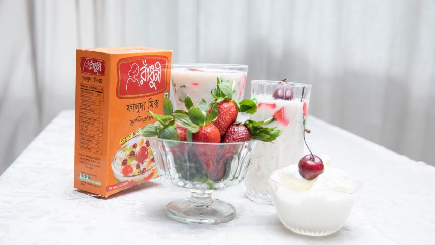 Prepare delicious iftar desserts with Radhuni 