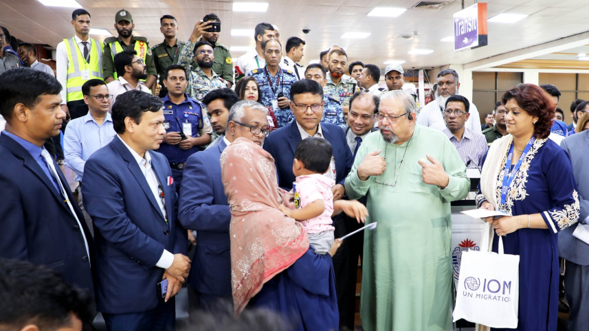 Govt to provide all possible financial aid to Sudan returnees: Imran Ahmad