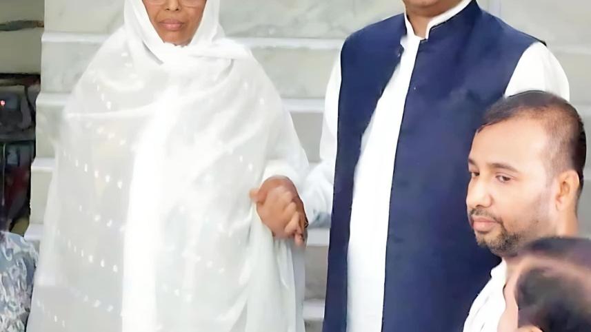 Zahangir Alam and his mother